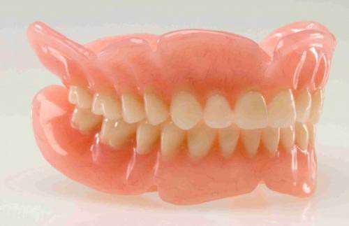 Trồng răng hàm giả cố định và hàm giả tháo lắp 2