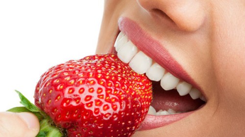 5 cách làm trắng răng hiệu quả và an toàn tại nhà 6