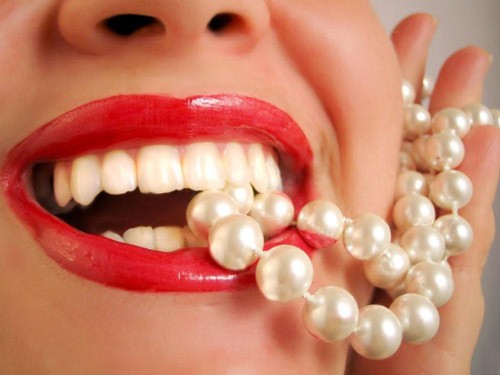 Cách làm giảm ê buốt răng khi tẩy trắng 