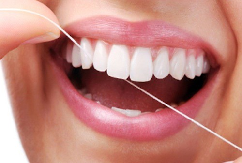 Chăm sóc răng implant hiệu quả? 1