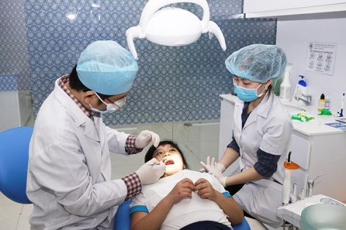 Quá trình bọc răng sứ cho răng khấp khểnh 2