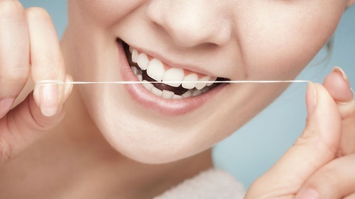 Trồng răng sứ không kim loại có nên thực hiện không? 3